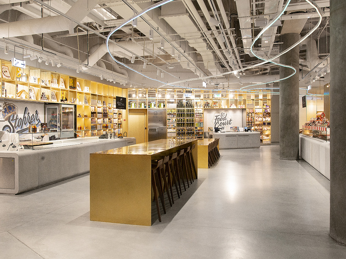 Galeries Lafayette Champs Elysées